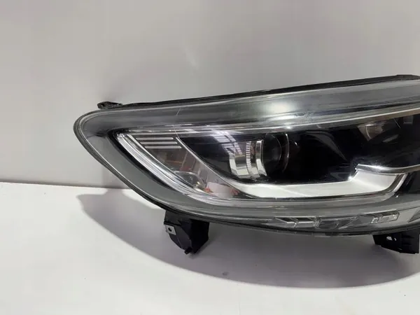Oikea etuvalaisin Renault Kadjar image 4