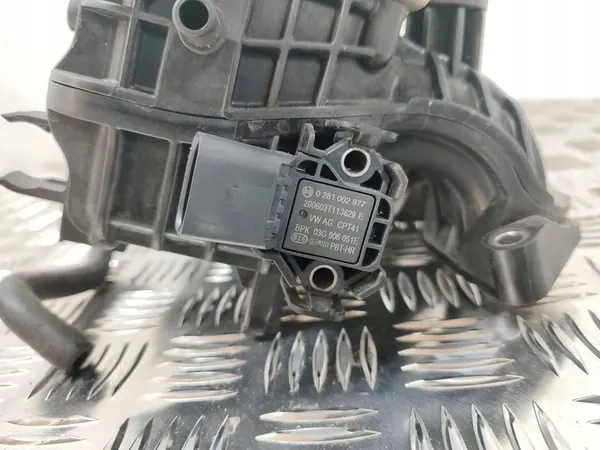 Coletor de admissão VAG 04C129709K image 5