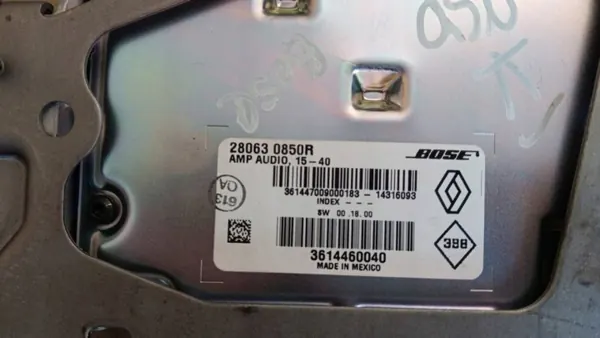 Kit Subwoofer Bose OEM 280630850R pour Renault Espace V image 3