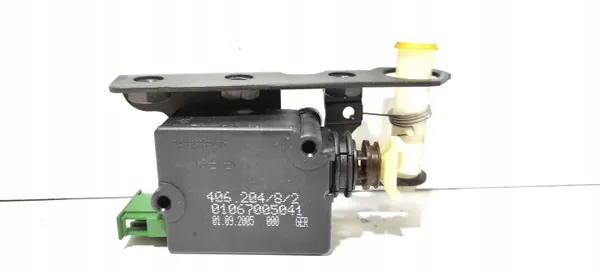 OEM 01067005041 Actuador de cierre trasero izquierdo image 2