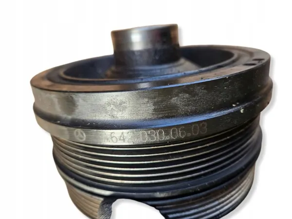 Polea de correa accesoria OEM 6420300603 - Mercedes OE image 5