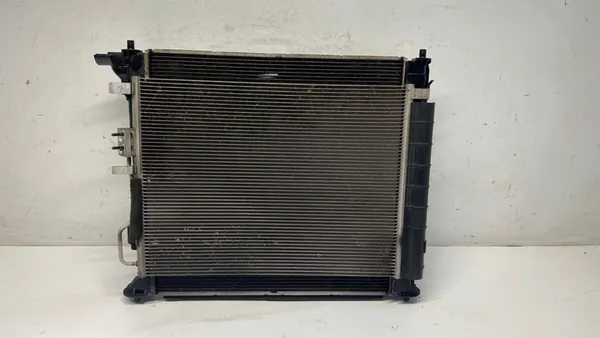 KIA SPORTAGE IV 2.0 CRDI Vesijäähdytin Tuuletin 15-21 OEM image 2