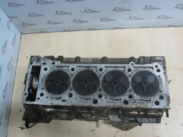 Vito Sprinter 2.2 CDI Complete Cylinder Head A6110105020 image 5