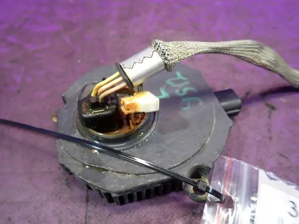 Xenon-virtalähde OEM Zawada-379127- Honda CR-V III:lle image 3