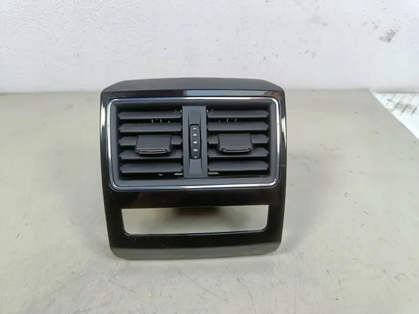 SKODA SUPERB III Heckschalldämpfergitter OEM 3V0819203A image 2