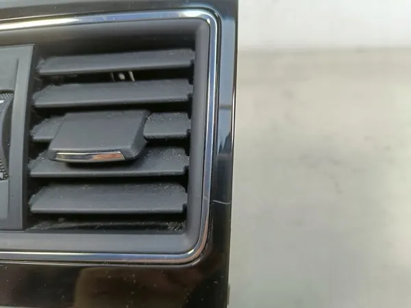SKODA SUPERB III Heckschalldämpfergitter OEM 3V0819203A image 7