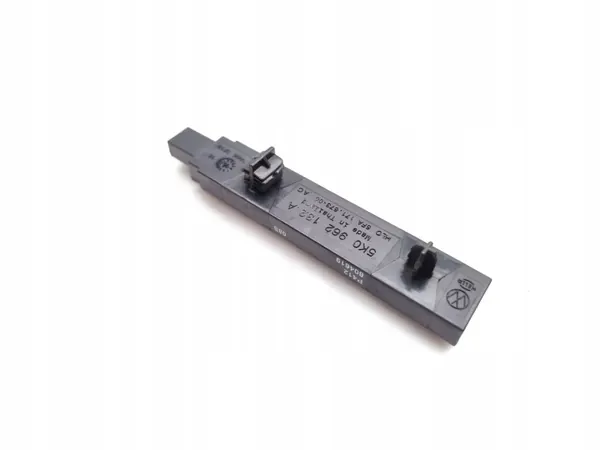 Tesla Model 3 Binnenantenne OEM 5K0962132A image 4