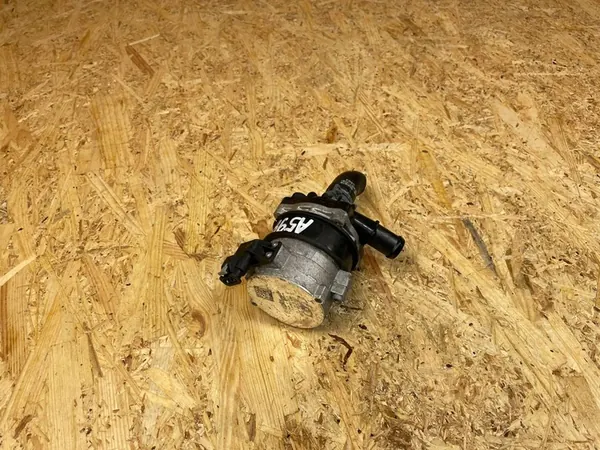 Extra vattenpump Audi A4 B9 A5 8W Q5 80A image 3