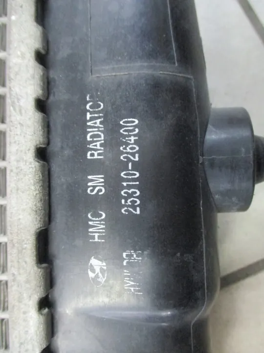 Radiador de agua HYUNDAI SANTE FE crdi 00-06 image 4