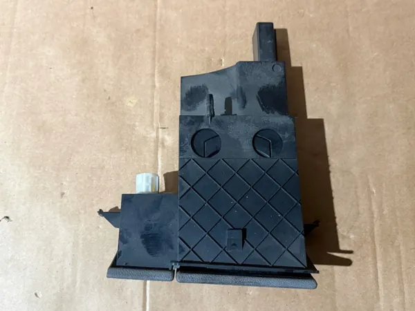 Suporte de copos VW T5 OEM - Peça Volkswagen OE usada image 3