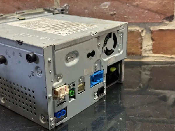 Radio Navigation Mercedes OEM A2048709790 pour W204 image 5