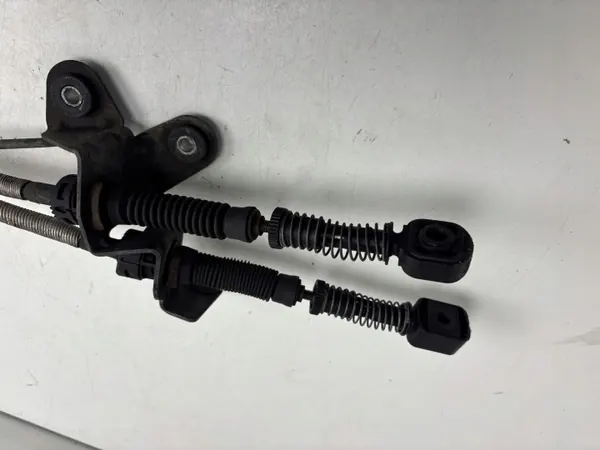 Palanca de cambios Audi Q3 OEM 5N0711049S - Usado image 5