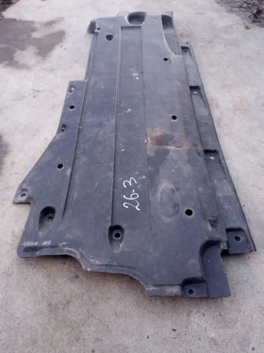 Audi A6 C6 Guardabarros izquierdo OEM 4F0825207D - Usado image 7