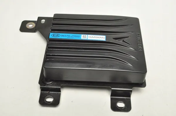 Luidsprekerversterker OEM 96370-J7000 Kia Ceed III image 2