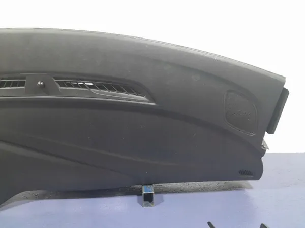 OEM Lochow-327727- Opel Astra V Dashboardconsole image 6