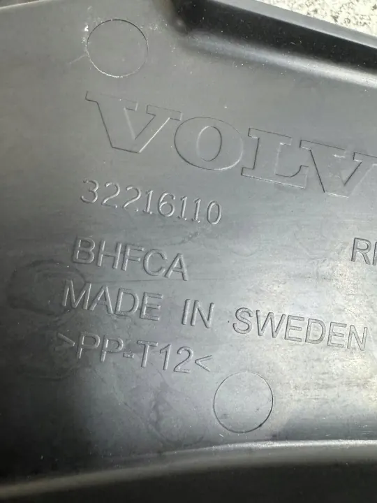 OEM 32216110 Fram Höger Stänkskärm Volvo XC60 II image 9