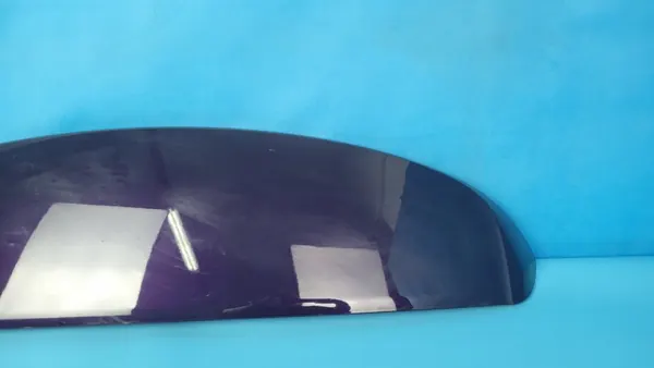 Renault Zoe II Spoiler OEM 960306120R - Käytetty image 3