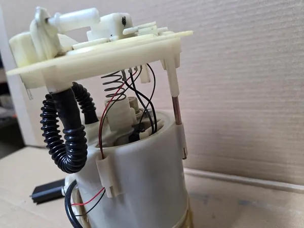 Brandstofpomp Drijver Renault Megane II 1.9 image 3