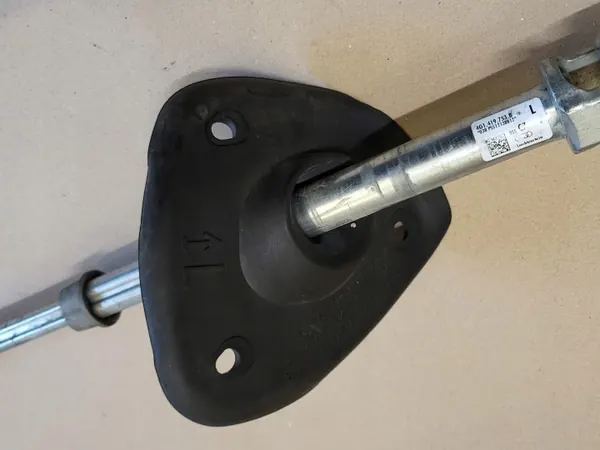 Audi A6 C7 ohjauspylvään poikkipalkki OEM 4G1419753B image 3