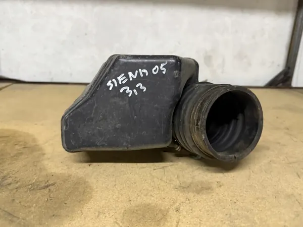 Intake Pipe Toyota Sienna 3.3 03-09 17893-AA010 image 2