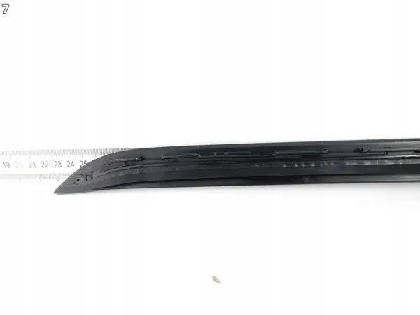 Framruta tätning höger OEM 75535-60040 image 8