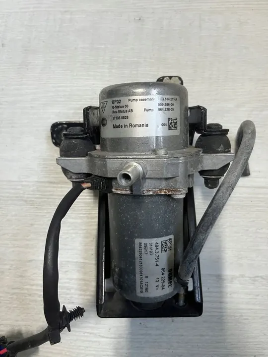 Imupumppu Porsche VW 7P0614215A image 4