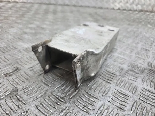 Vasen Puristusalue Mercedes W205 Kombi A2056200395 image 3