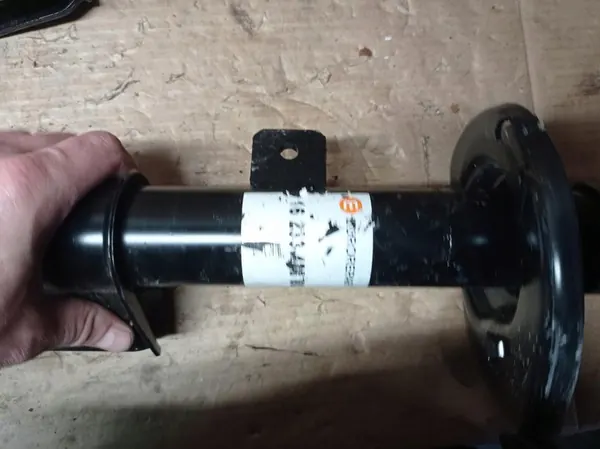 Ammortizzatore Anteriore Sinistro Citroen C4 Picasso OEM 1623342580 image 4