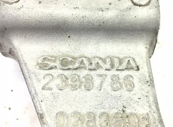 Support de châssis Scania OEM 2398786 - Pièce d'occasion image 6