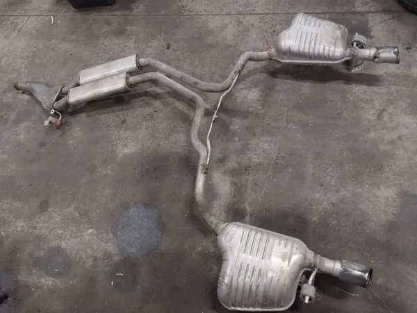 OEM 4F0253611S Audi A6 C6 2.0 TFSI Mittel- & Endschalldämpfer image 4