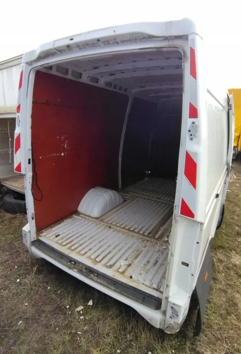 Karosserieblech Iveco OE BLASZAK für Daily 14 image 3