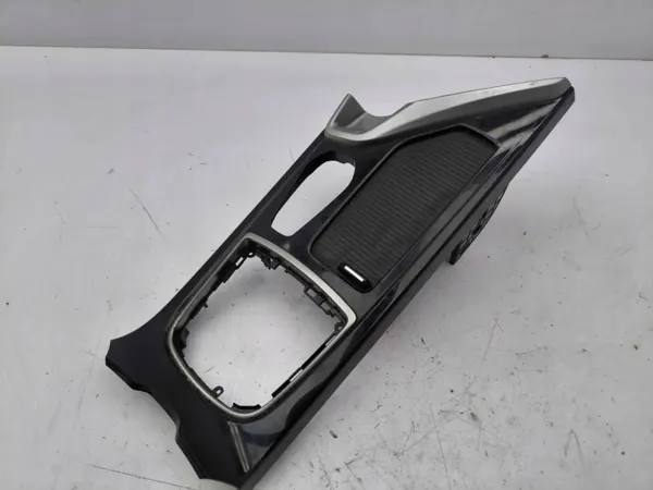Middentunnel versiering Hyundai i40 2012 OEM 846513Z000 image 2