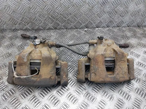 Jarrulevyt & Palat Etu OEM Alfa Romeo 147 image 7