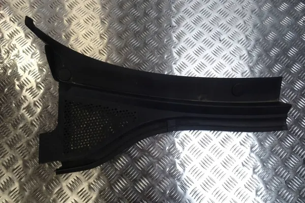 VW Tiguan II oikea tuulilasin tiiviste OEM 5NB819404 image 2