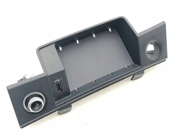 Audi Q5 SQ5 12V-Steckdose OEM 80C864131A Vorne image 2