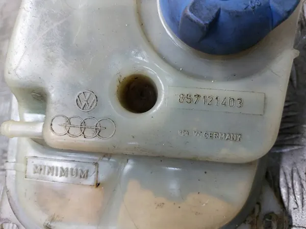 Expansionsbehållare Audi 100 C3 857121403 image 2