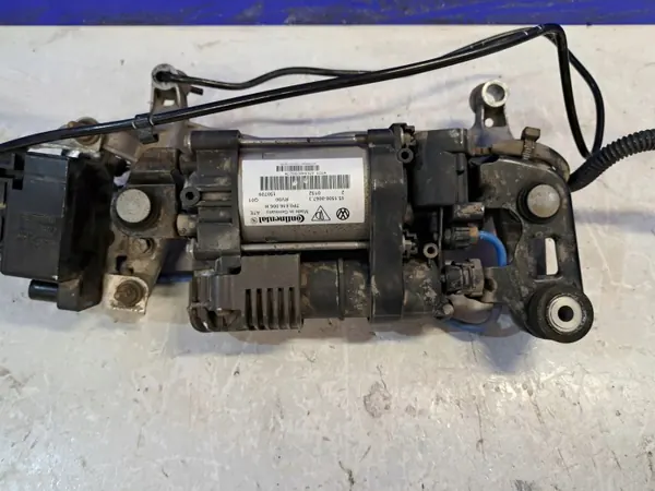 Compressor Porsche OE A45620100 para Cayenne 3.6L 2016 image 3