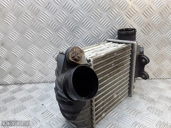 Radiador Audi TT 2004 1800 8N0145803C image 2