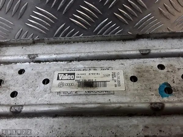 Radiador Audi TT 2004 1800 8N0145803C image 4