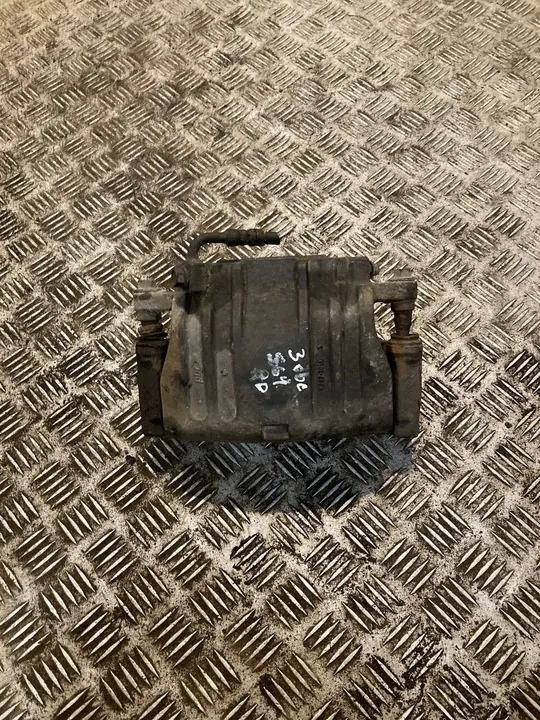 Chrysler 300 - 300C Oikea Etujarrusatula image 2