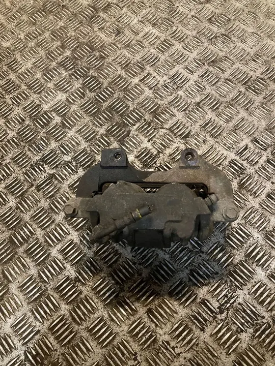 Chrysler 300 - 300C Oikea Etujarrusatula image 3