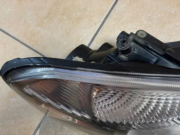 Farol Direito - HELLA 1EL 010 417-381 image 7