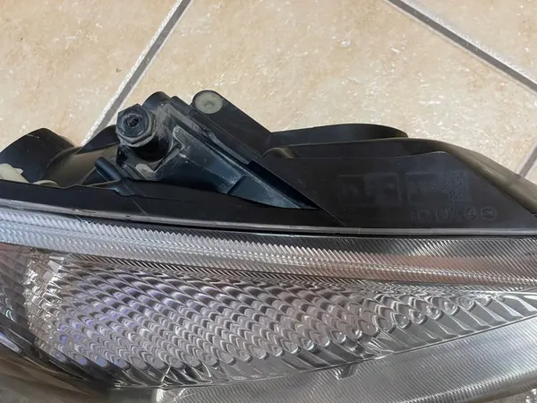 Farol Direito - HELLA 1EL 010 417-381 image 8