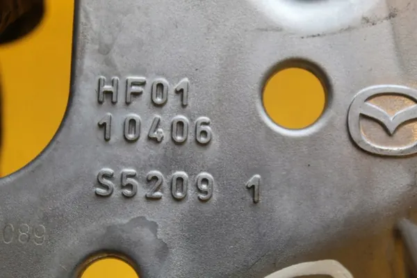 Support de Pompe à Huile OEM 10406 S5209 Mazda CX-30 image 7