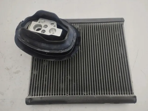 Núcleo calentador A/C Audi A7 S7 4G 2013 OEM AMD131616 image 2