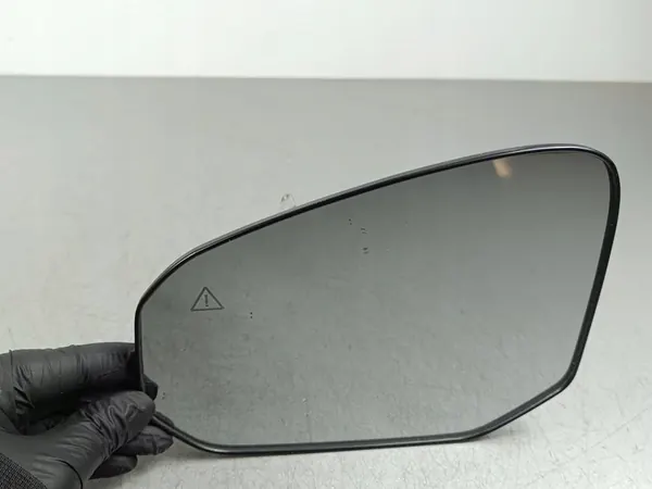 2025 Hyundai Santa Fe V MX5 Inserto de Espejo OEM FOB55303 image 2