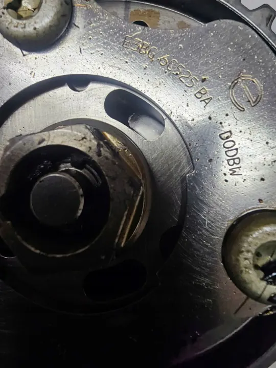 Arbre à cames OEM FMC4A/FMC7B pour Ford 1.0 EcoBoost image 3