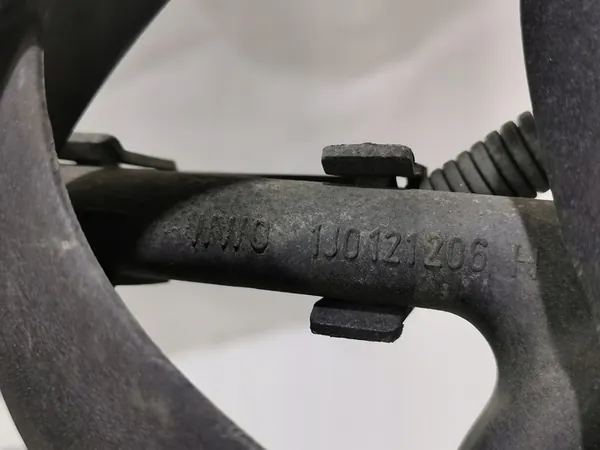 Kylarrubrik VW 1J0121206H image 4