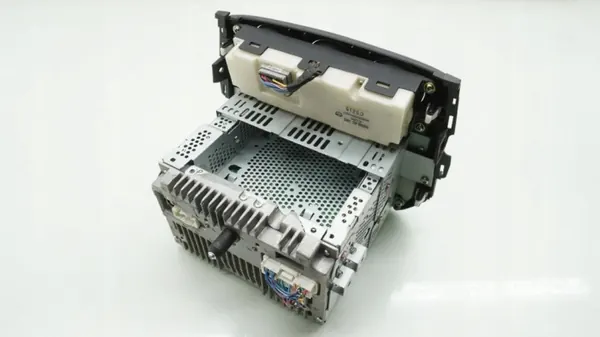 Mazda MX-5 NC OEM NG31669R0 Lüftungsgitter-Panel image 5