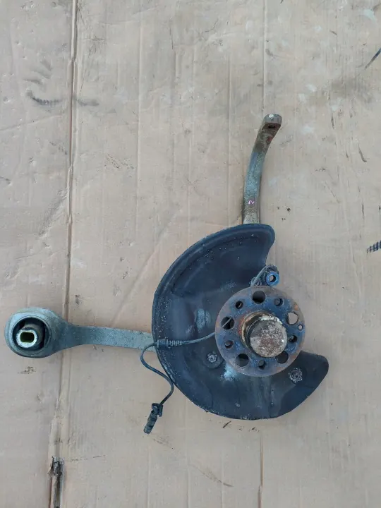 Mercedes W211 Framhjulsnav vänster OEM 211zwr.lp image 2